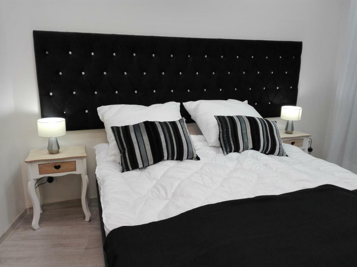 Vabank Apartamenty W Centrum Жельона Гора Екстериор снимка